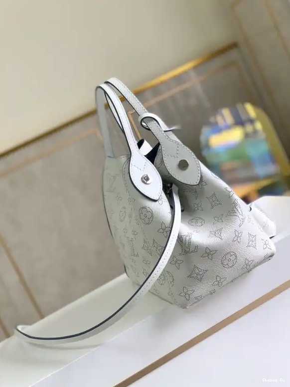 VUITTON HINA PM LOUIS 0627